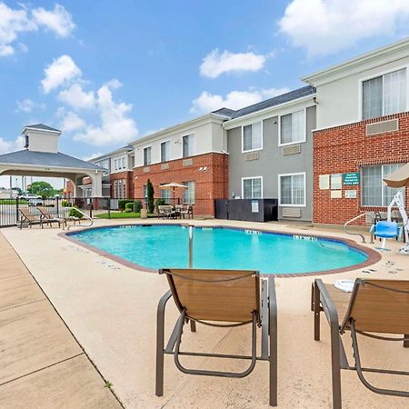 Best Western Fort Worth Inn And Suites מראה חיצוני תמונה