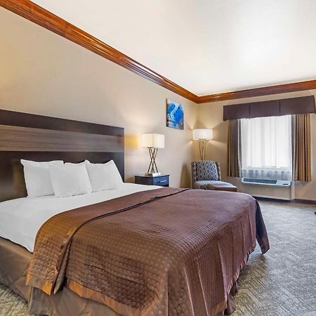 Best Western Fort Worth Inn And Suites מראה חיצוני תמונה