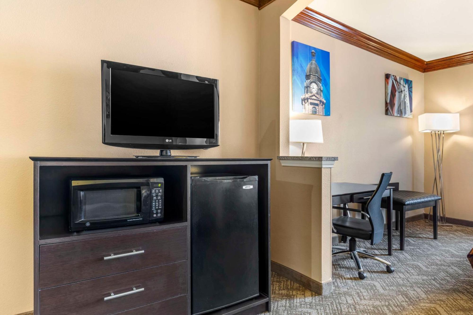Best Western Fort Worth Inn And Suites מראה חיצוני תמונה