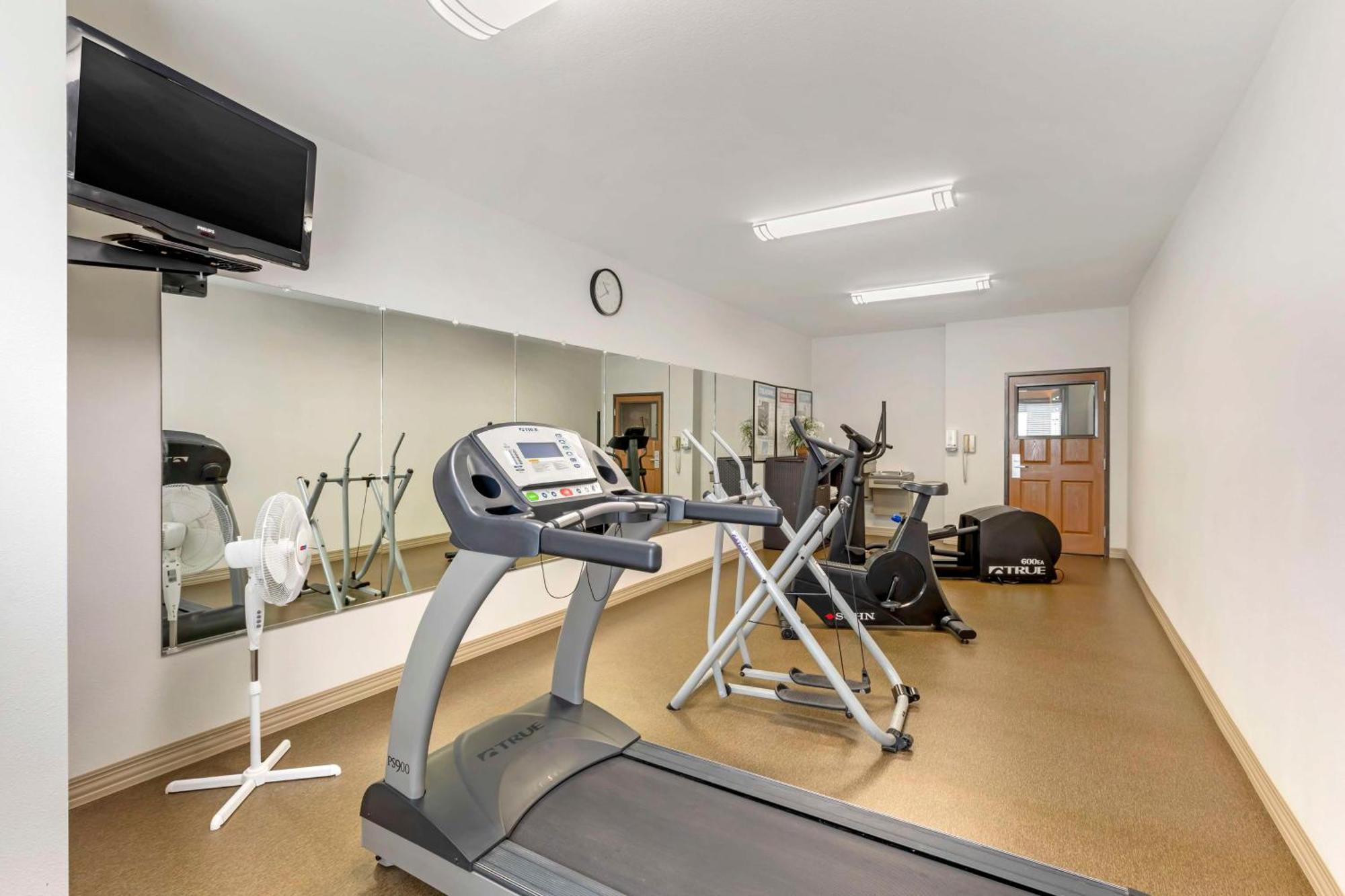 Best Western Fort Worth Inn And Suites מראה חיצוני תמונה