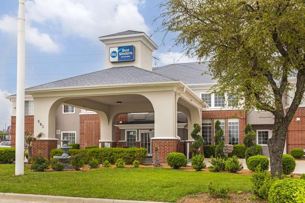 Best Western Fort Worth Inn And Suites מראה חיצוני תמונה