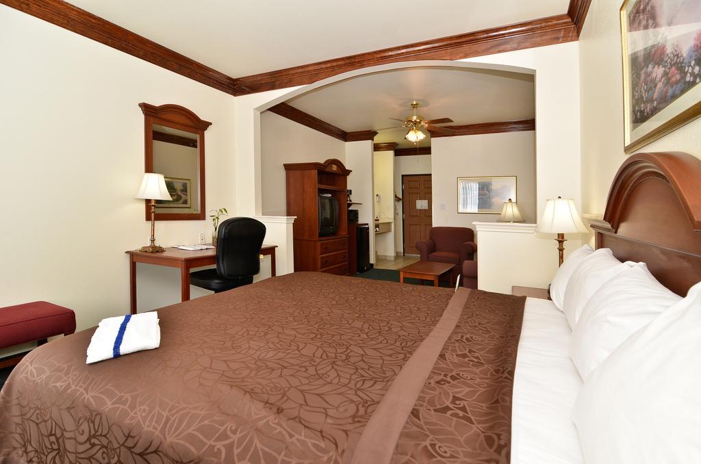Best Western Fort Worth Inn And Suites חדר תמונה