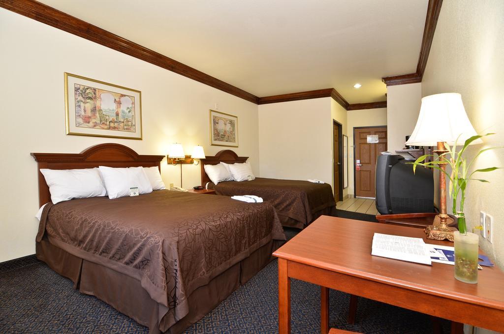 Best Western Fort Worth Inn And Suites חדר תמונה