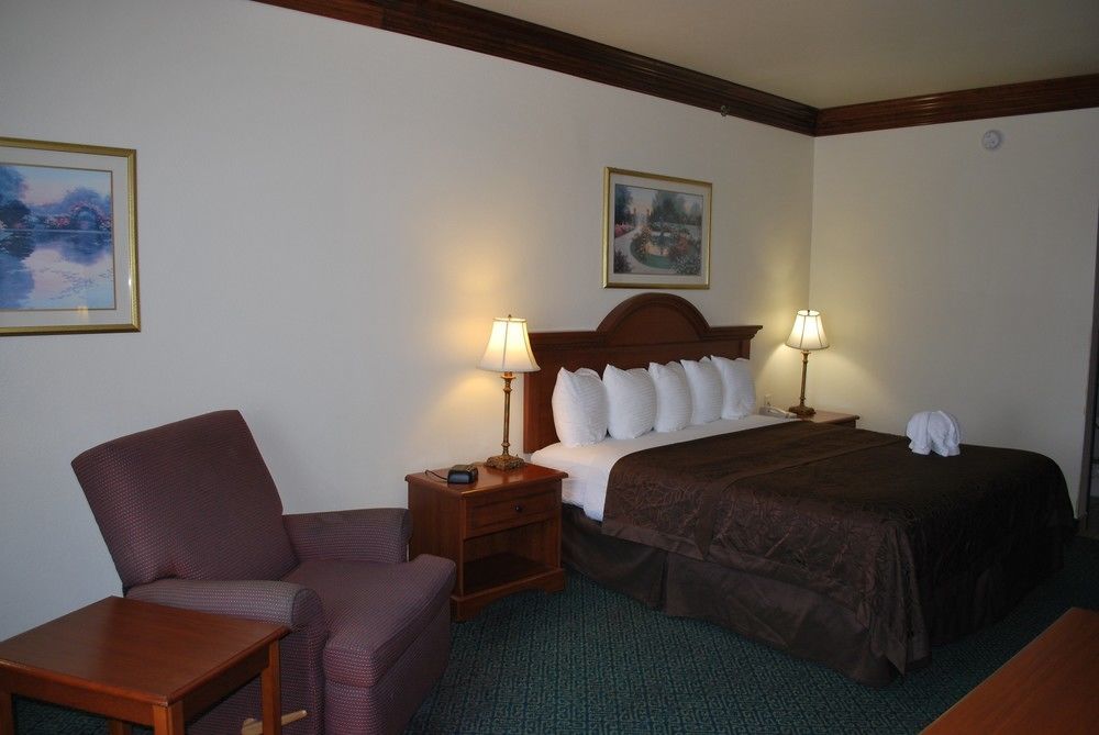 Best Western Fort Worth Inn And Suites מראה חיצוני תמונה